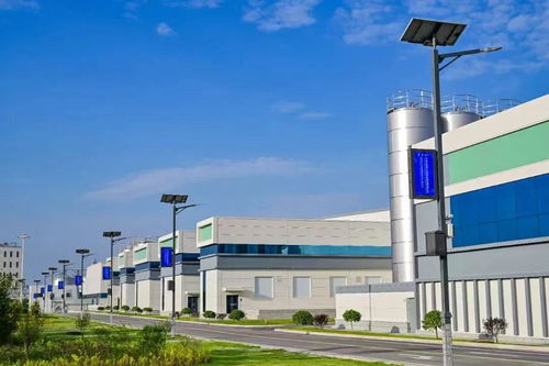 銀川高新區(qū)全數(shù)智化超級(jí)工廠獲評(píng)中國乳業(yè)首家“燈塔工廠”，引領(lǐng)行業(yè)智造新未來